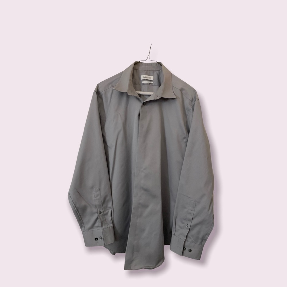 Calvin Klein shirt 16 1/2, 32/33 shirt.